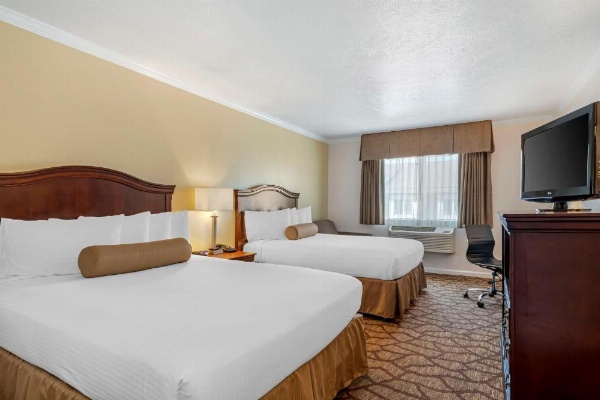 Best Western Salinas Monterey Hotel image 26