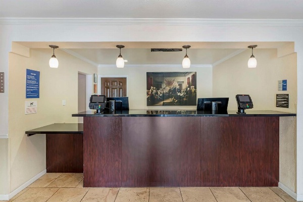 Best Western Salinas Monterey Hotel image 5